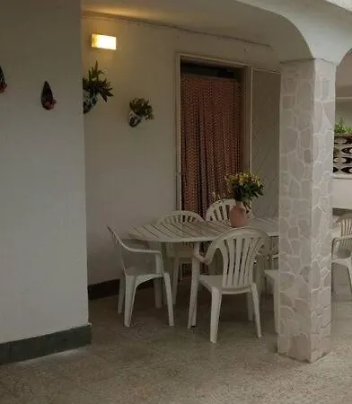Dolce Casa A 70 Metri Dal Mare Villa San Pietro in Bevagna Exterior photo